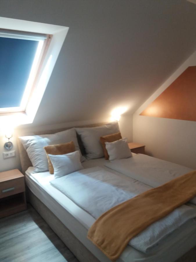 Eva Apartman Хевиз Экстерьер фото